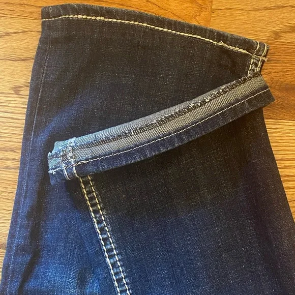 Rock & Roll Cowgirl - Picture 6 of 9